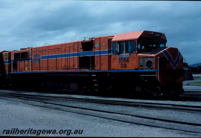 T00987
DB class 1584 