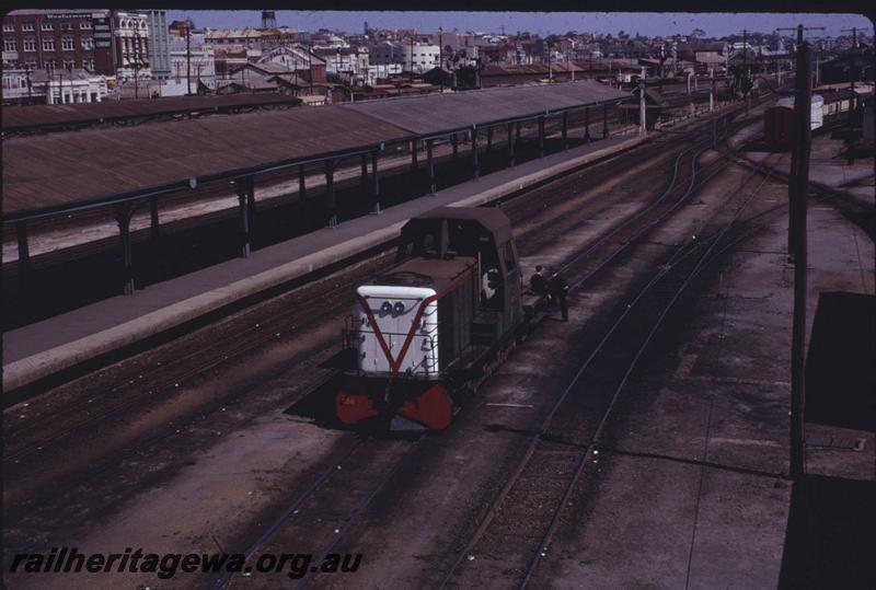 T01613
B class diesel shunter, Perth Station
