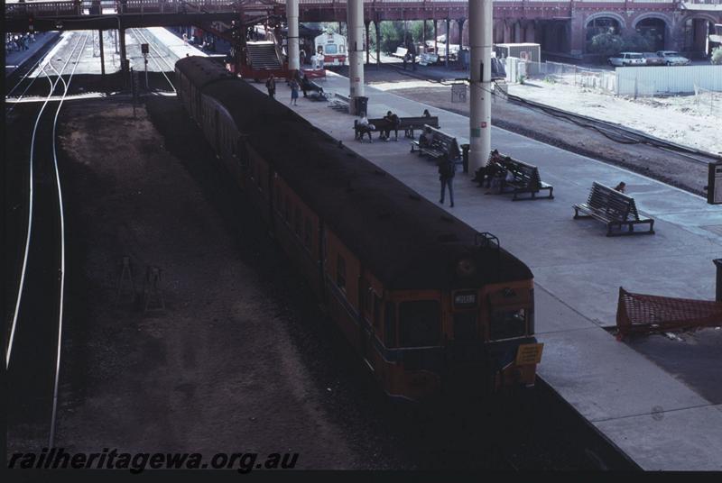 T01709
ADG railcar set, Perth station, orange livery.
