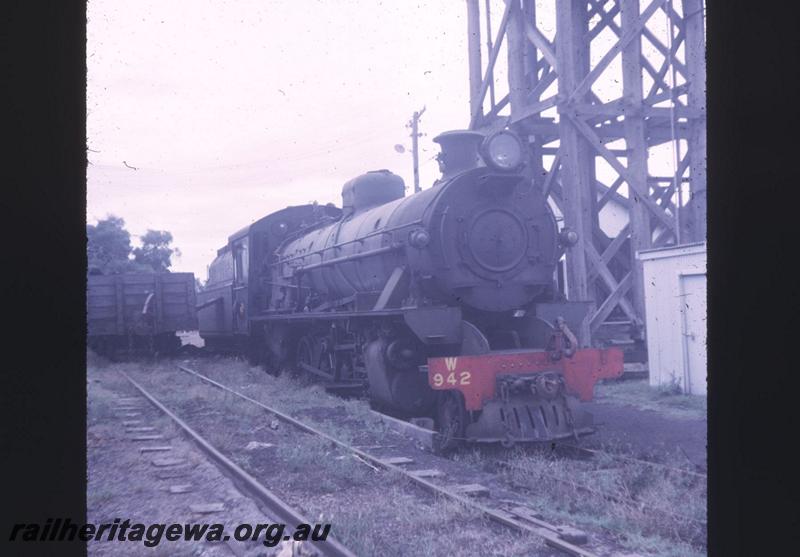 T02144
W class 942, water tower stand, elevated coaling road, loco depot, Busselton
