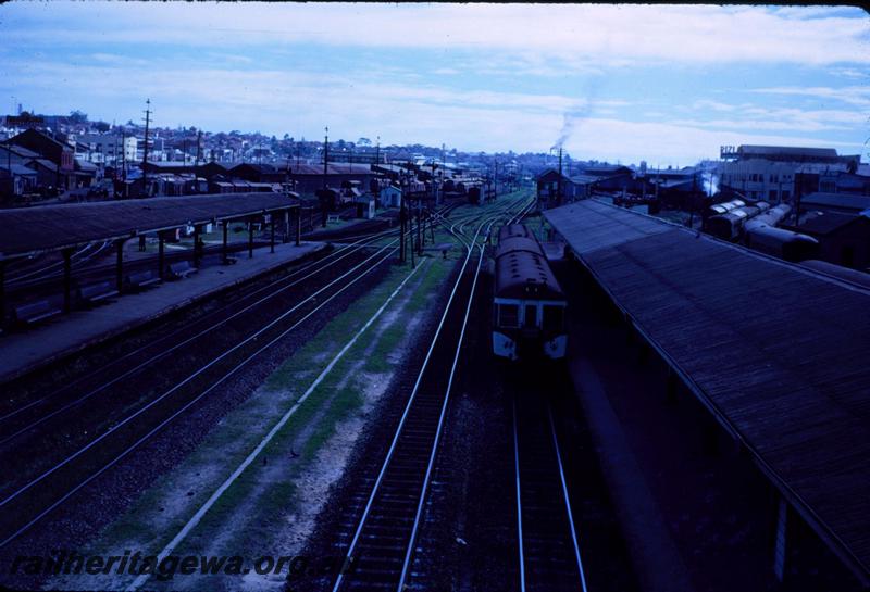 T03520
ADG railcar set, Perth Station, view from the 