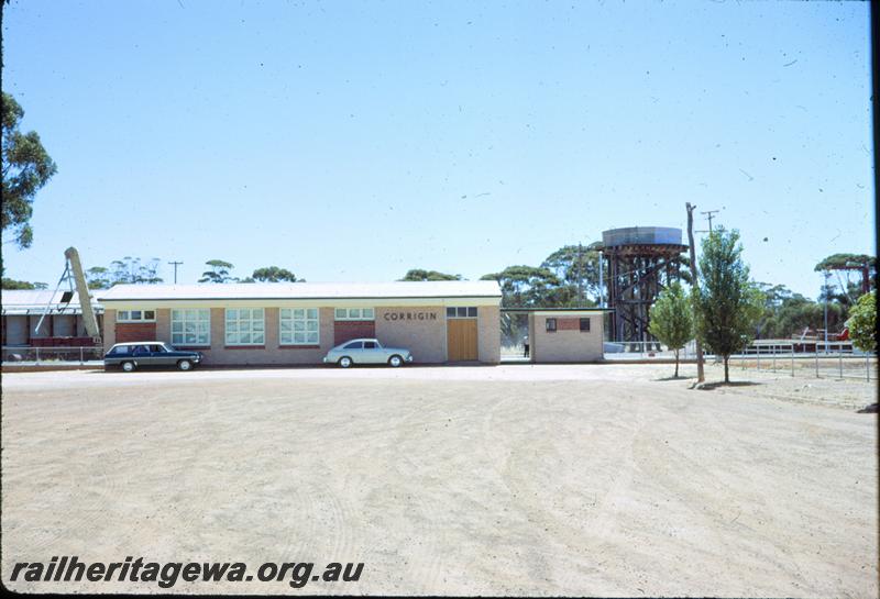 T03848
Station building, water tower, Corrigin, NWM line, roadside view
