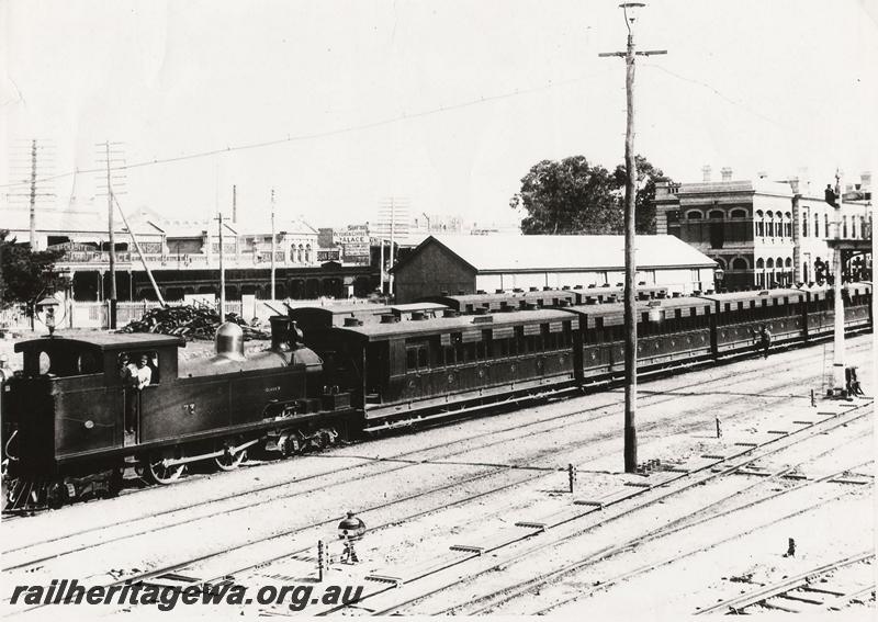P00601
N class 73, AD class carriage, AF class carriages, Perth Station, suburban passenger train
