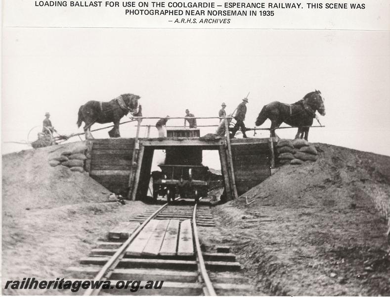 P00645
Horse and carts loading ballast for use on the Coolgardie to Esperance railway, CE line, near Norseman
