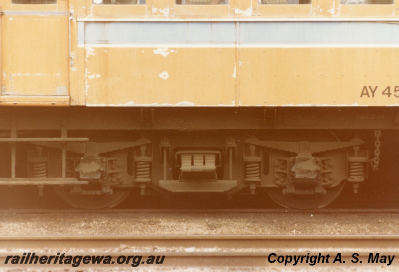 P01237
AY class 452, bogie, side view.
