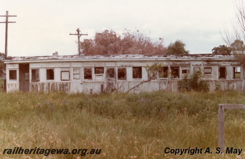 P01293
4 of 7 views of ex MRWA J class carriages abandoned on a property in South Guildford, now Rosehill, since demolished, side view of one of the vehicles
