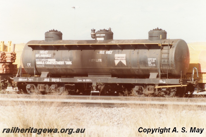P01300
JBS class 9915-L, Forrestfield, side and end view.
