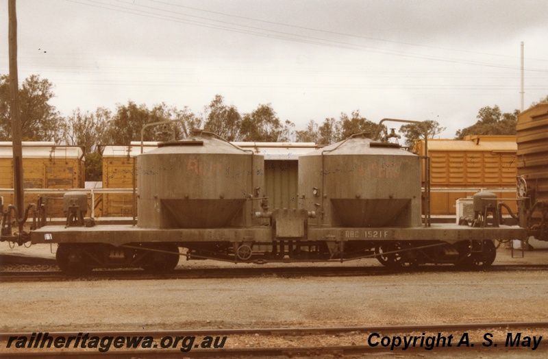 P01379
RBC class 1521 bulk cement wagon, Narrogin, GSR line, side view, 