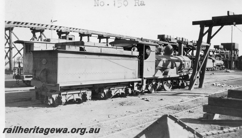 P01635
RA class 150, elevated coal stage, Kalgoorlie loco depot, EGR line end and side view, c1926
