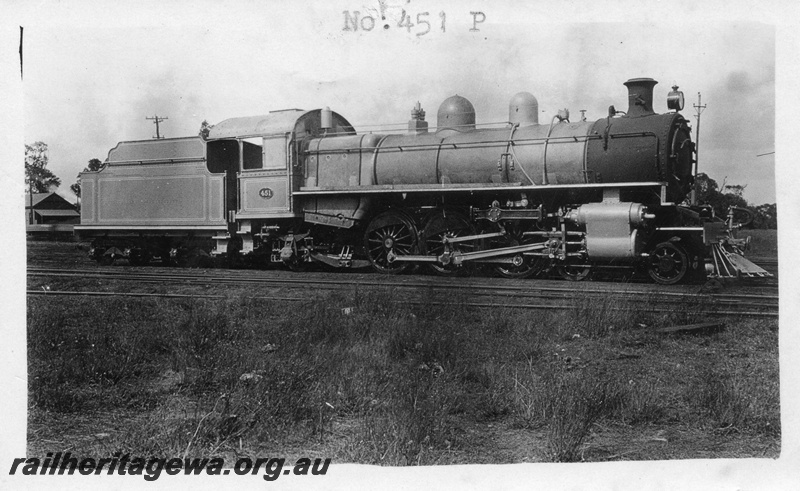 P01687
P class 451, photographic grey livery, Midland Junction, ER line, side view. 
