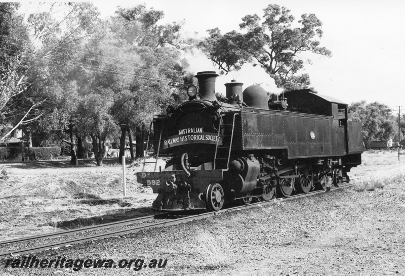 P02392
DD class 592, Armadale, SWR line, front and side view, light engine, on ARHS tour train
