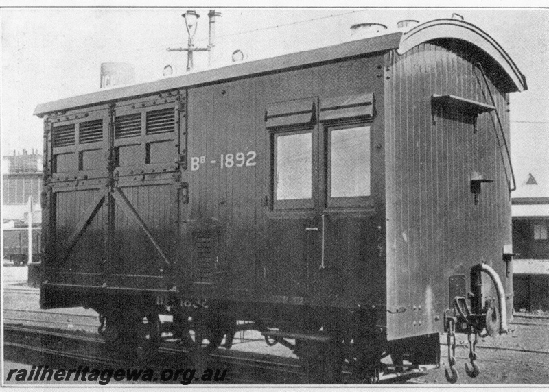 P03515
BB class 1892 horse box, side and end view, c1920s.
