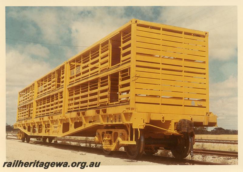 P04428
WFX class standard gauge flat wagon (later reclassified to WQCX), with three sheep containers, side and end view

