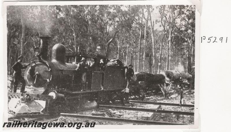 P05291
Millars G class type loco on log train
