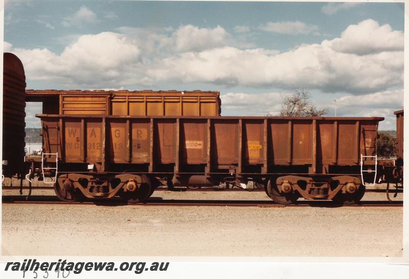 P05390
WO class 31213, Standard Gauge Iron ore wagon, side view
