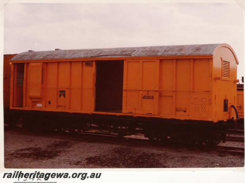 P05425
Z class 40818 brakevan, ex MRWA, end and side view
