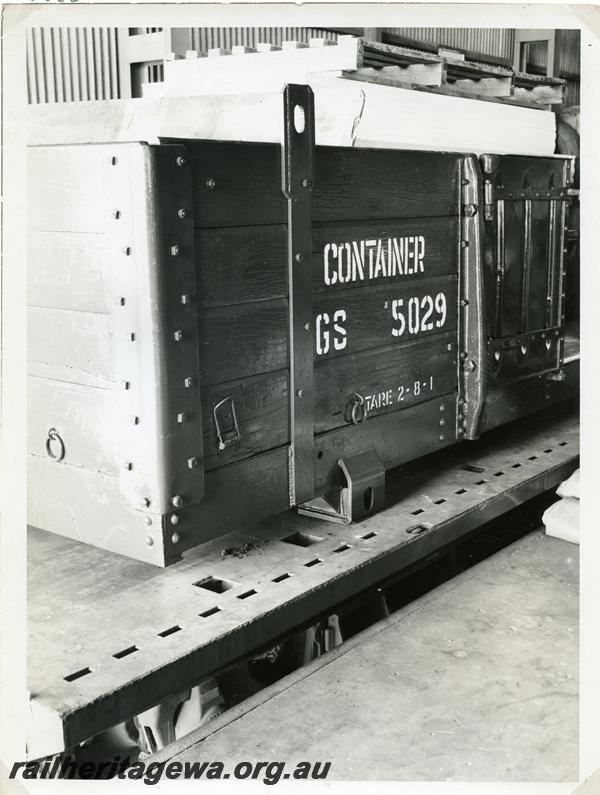 P05856
Container converted from GS class 5029 four wheel open wagon,  part end and side view showing lettering
