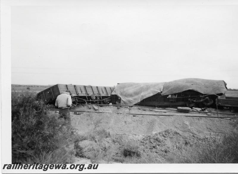P05986
7 of 7 views of derailment at 156.75 mile on the MR line, near Coorow
