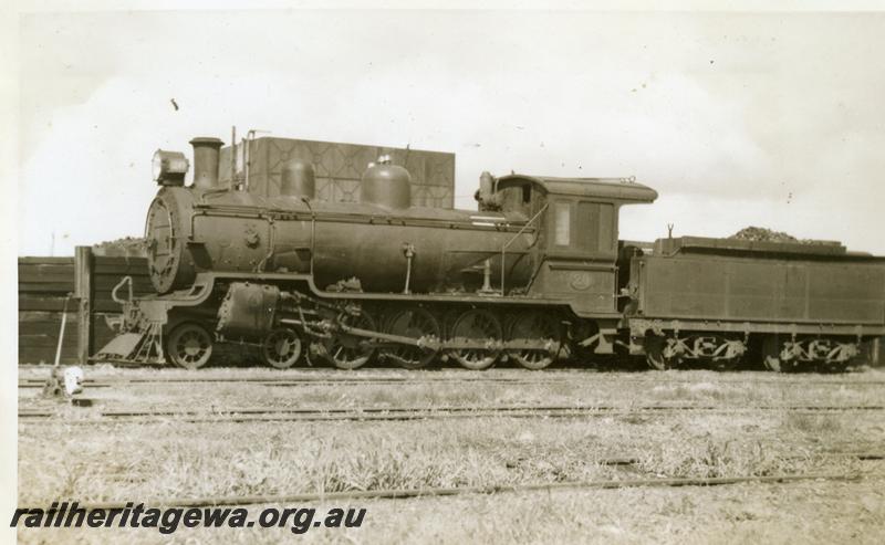 P06282
MRWA D class 20, water tower, Midland Junction, side view.
