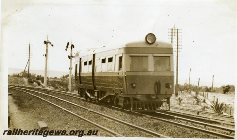 P06333
ADE class, east of Bayswater, Belmont branch in background, side and No.2 end view
