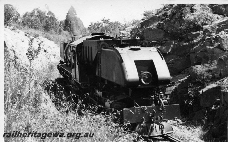 P06347
ASG class 55 Garratt, Swan View tunnel deviation, ER line, rear tank end leading, view of rear bunker showing the oil tank. Same as P7591
