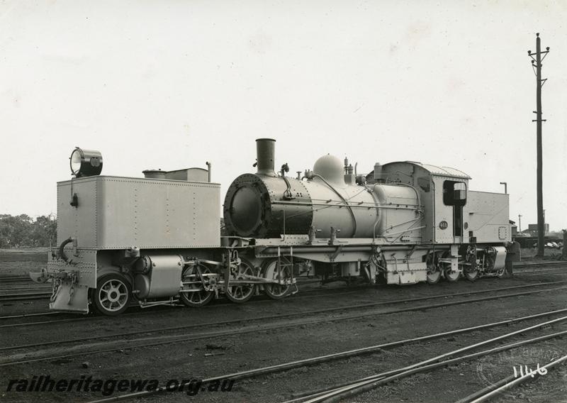P06365
MSA class 468 Garratt loco, Midland Junction, front and side view, in photographic grey livery
