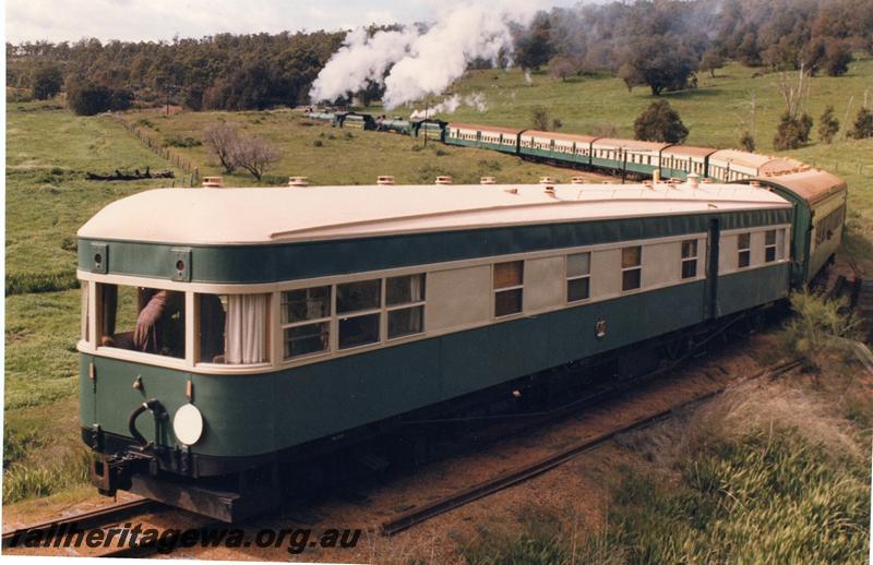P06784
AN class 413 Vice Regal carriage, en route to Dwellingup, PN line, end and side view.
