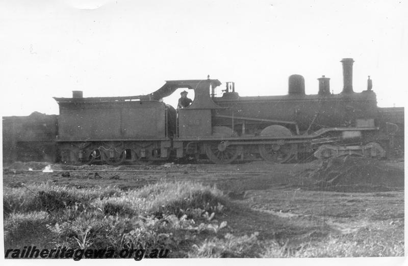 P06970
MRWA B class 6, side view, canvass sheet between cab and tender
