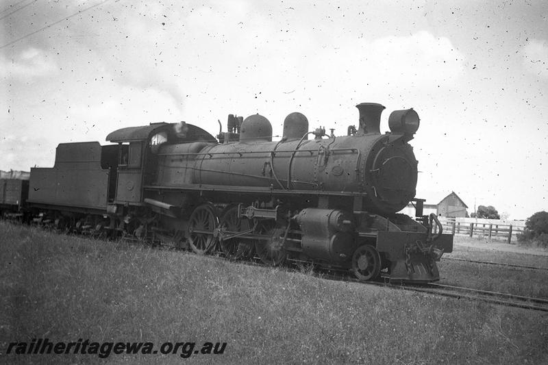 P07081
P class, side and front view
