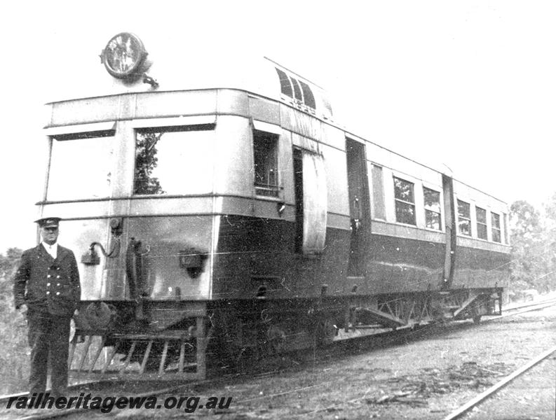 P07481
ADE class, front and side view, original livery with the guard in front, same as P6969 
