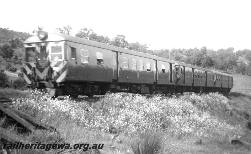 P07491
Three ADG class railcars, Swan View, ER line, in original livery
