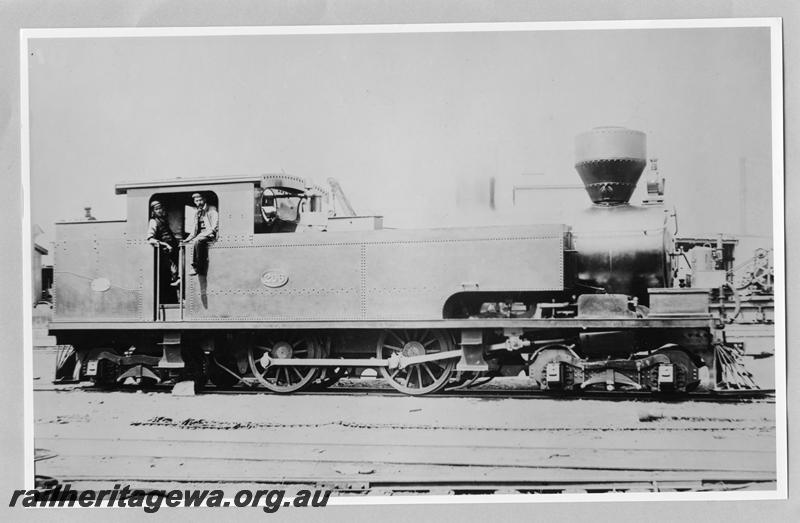 P07565
N class 206, with a soft coal chimney, crew in cab, side view, same as P7117
