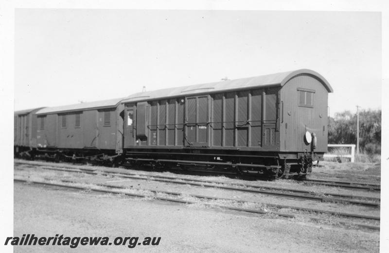 P08225
Z class 40816, ex MRWA brakevan, side and end view
