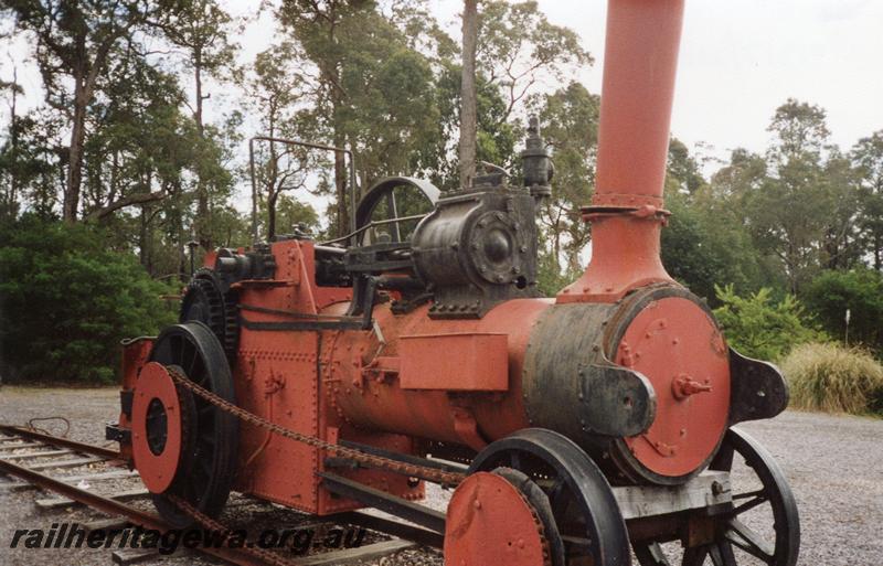 P08369
Traction engine on railway wheels named 
