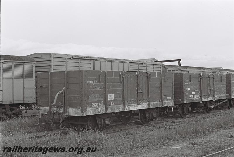 P09191
KA class 2603, GE class 12483, end and side view
