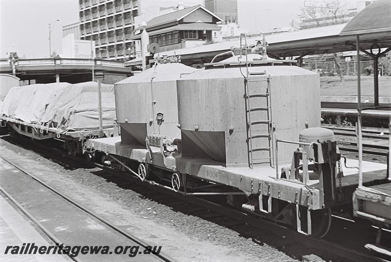 P09226
RBC class bogie bulk cement hopper, Perth Station, side and end view.
