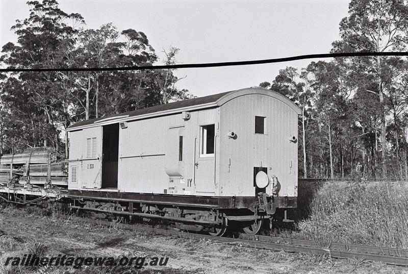 P09305
Z class 533 brakevan, Manjimup, PP line, side and end view
