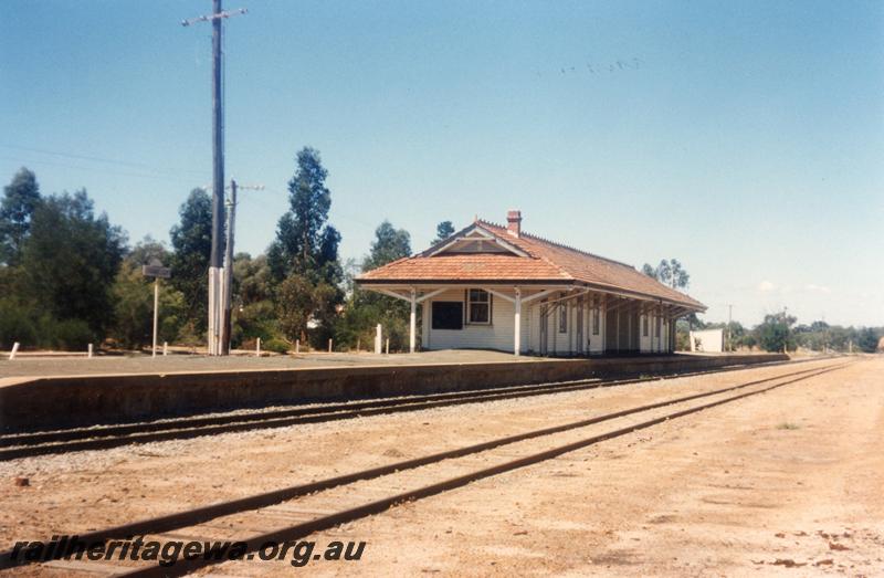 P09336
station building, Tambellup, GSR line, view looking south from the yard on the west side
