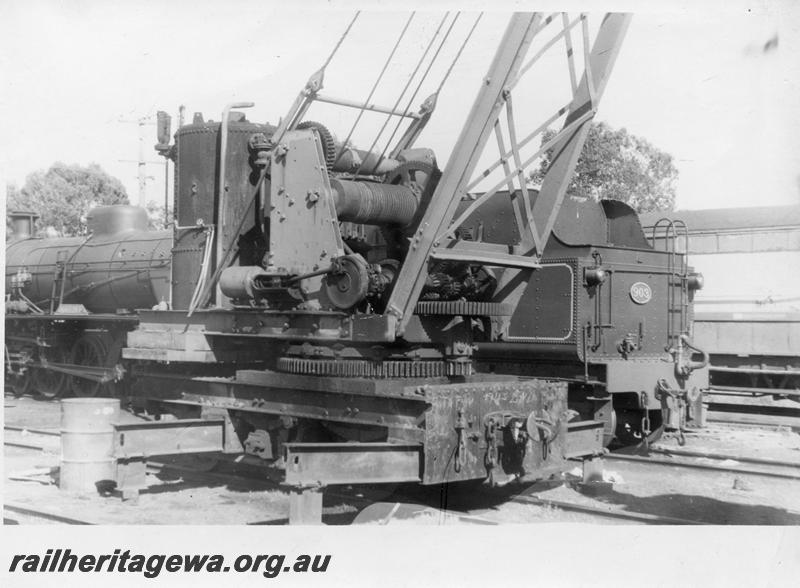 P09348
Steam crane No.26, Pinjarra, in Hotham Valley Tourist Railway ownership, side and front view
