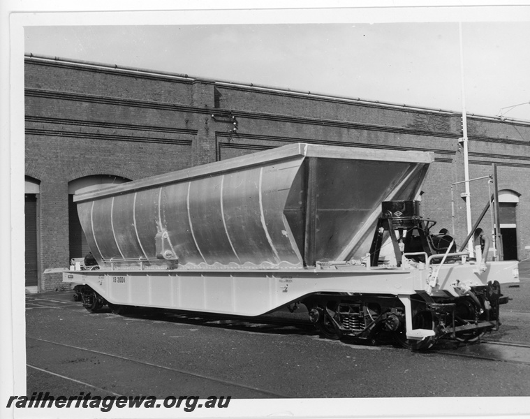 P10925
Newly constructed bauxite wagon XB class 21004 pictured outside of Block 1 at Midland Workshops.
