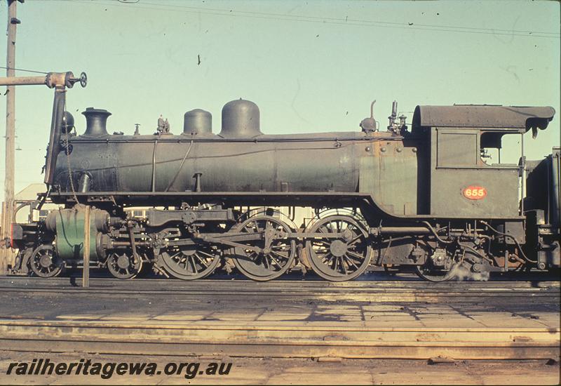 P11872
U class 655, East Perth loco shed. ER line.
