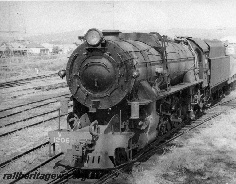P17504
V class 1206, on goods train, Midland yards, ER line, front and side view
