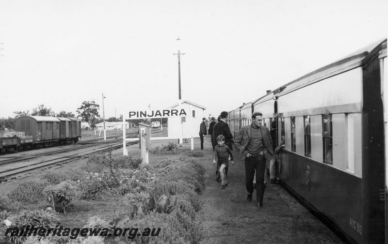 P18022
4 of 4 images of the ARHS Tour to Coolup, station nameboard, rake of wagons and vans on siding, tour train including AYC class 512 stopped at platform, station building, Pinjarra, SWR line
