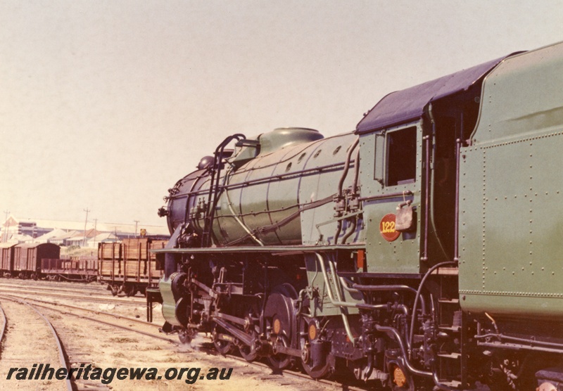 P18088
V class 1220, Leighton, side and rear view, c1966
