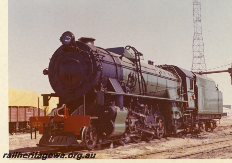P18097
V class 1220, taking on water, Leighton, front and side view, c1966

