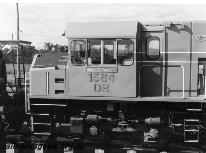 P18122
 DB class 1584 