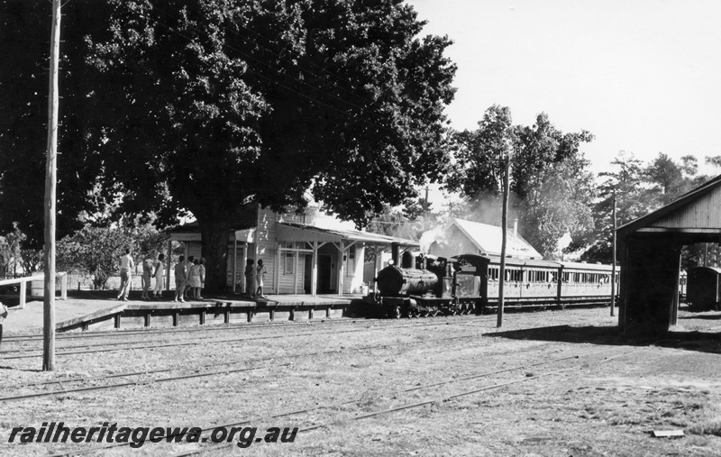 P18183
3 of 3 images of Donnybrook to Bunbury Vintage Train, G class 123, heading the train, platform, shed, station buildings, Boyanup Junction, PP line
