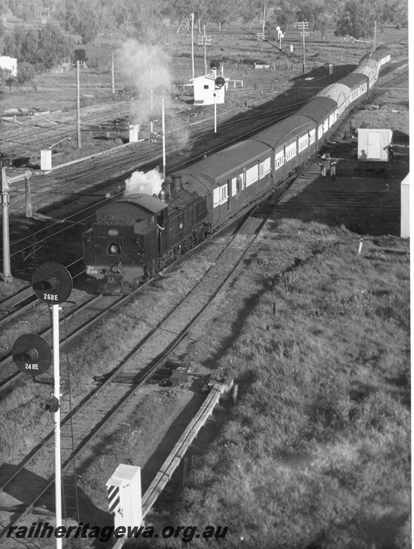P18267
DD class 596, bunker first, on ARHS tour train to Isandra, light signals, Pinjarra, SWR line
