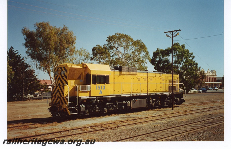 P19105
Westrail A class 1513 (yellow livery) at Wagin. GSR line.
