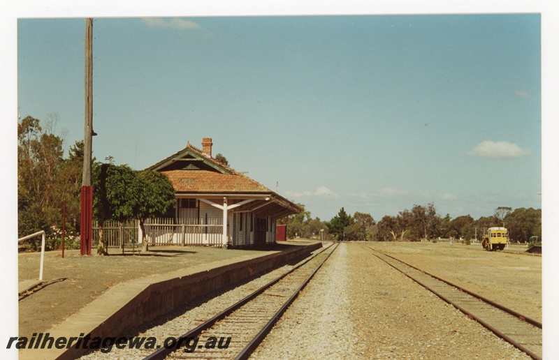 P19108
Tambellup Railway Station. GSR line. View along the westside platform loooking south. Compare view with T05303 taken about 1961
